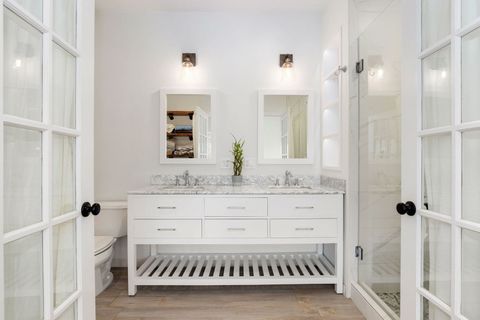 Tiny photo for 1431 N Cleveland Avenue, Chicago, IL 60610 (MLS # 12555962)