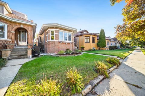 Tiny photo for 5243 W OAKDALE Avenue, Chicago, IL 60641 (MLS # 12491734)