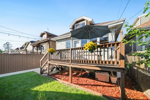 Tiny photo for 5243 W OAKDALE Avenue, Chicago, IL 60641 (MLS # 12491734)