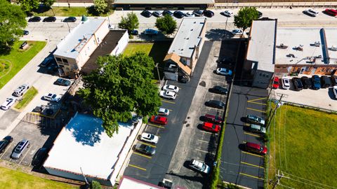 Tiny photo for 711 W Hillgrove Avenue, La Grange, IL 60525 (MLS # 12667757)