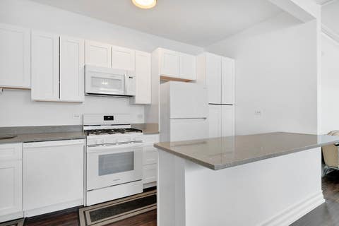 Tiny photo for 711 W Hillgrove Avenue, La Grange, IL 60525 (MLS # 12667757)