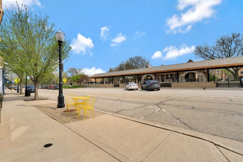 Tiny photo for 711 W Hillgrove Avenue, La Grange, IL 60525 (MLS # 12667757)