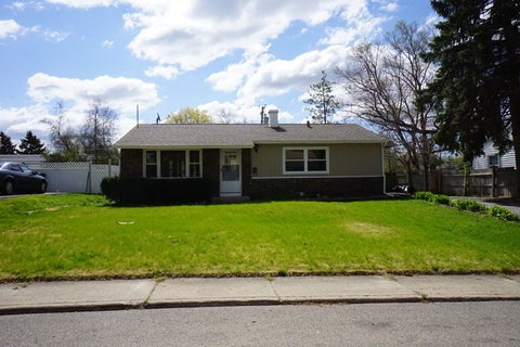 Photo of 108 Mora Road, Carpentersville, IL 60110 (MLS # 12783439)