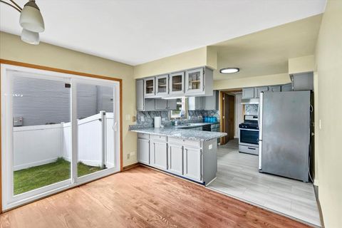 Tiny photo for 2153 Laurel Avenue, Hanover Park, IL 60133 (MLS # 12714886)