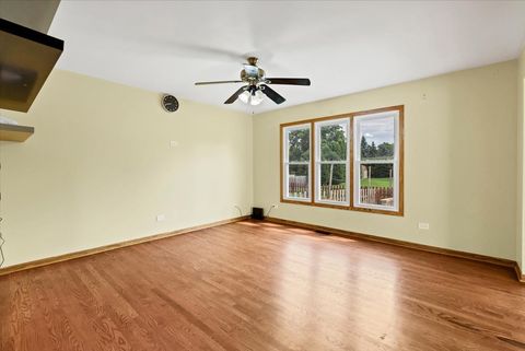 Tiny photo for 2153 Laurel Avenue, Hanover Park, IL 60133 (MLS # 12714886)
