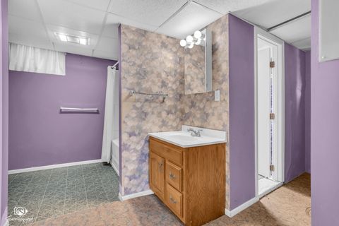 Tiny photo for 878 S Wildwood Avenue, Kankakee, IL 60901 (MLS # 12606945)