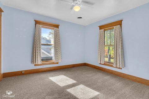 Tiny photo for 878 S Wildwood Avenue, Kankakee, IL 60901 (MLS # 12606945)