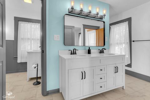 Tiny photo for 878 S Wildwood Avenue, Kankakee, IL 60901 (MLS # 12606945)