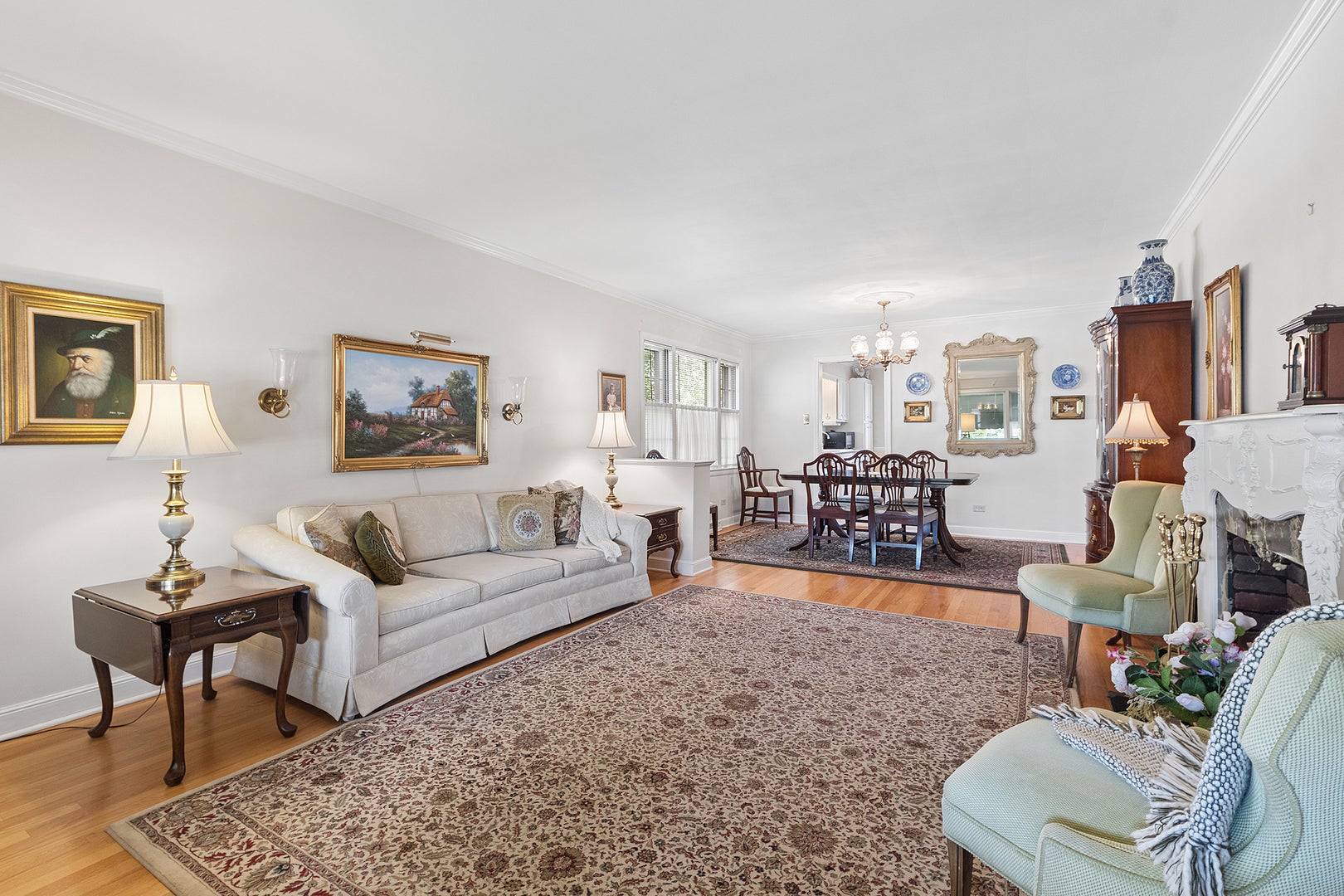 5325 Oak Center Drive