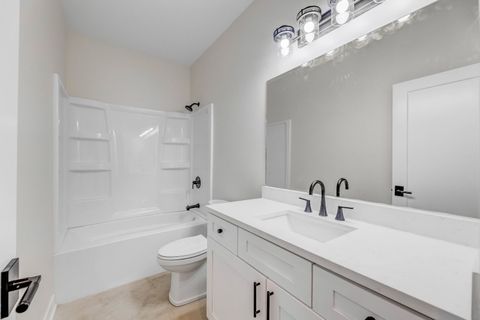 Tiny photo for 5508 Legend Drive, Yorkville, IL 60560 (MLS # 12424468)