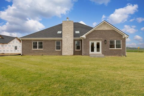 Tiny photo for 5508 Legend Drive, Yorkville, IL 60560 (MLS # 12424468)