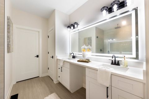 Tiny photo for 5508 Legend Drive, Yorkville, IL 60560 (MLS # 12424468)