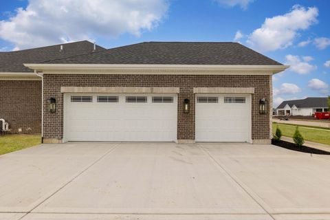 Tiny photo for 5508 Legend Drive, Yorkville, IL 60560 (MLS # 12424468)