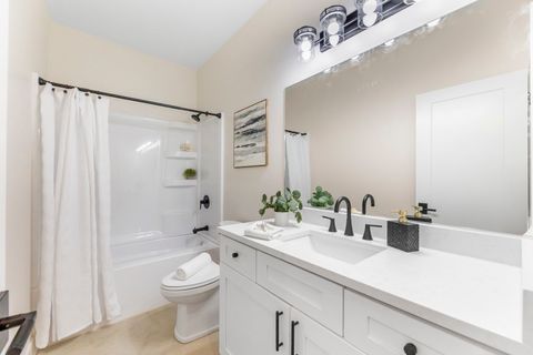 Tiny photo for 5508 Legend Drive, Yorkville, IL 60560 (MLS # 12424468)