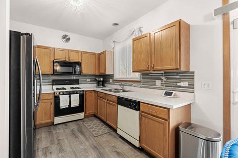 Tiny photo for 21628 Dogwood Road #120-3, Matteson, IL 60443 (MLS # 12433421)