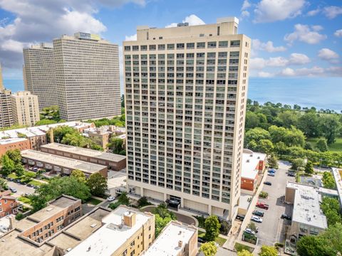 Tiny photo for 5201 S CORNELL Avenue #27D, Chicago, IL 60615 (MLS # 12503012)