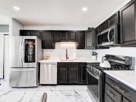 Tiny photo for 5201 S CORNELL Avenue #27D, Chicago, IL 60615 (MLS # 12503012)