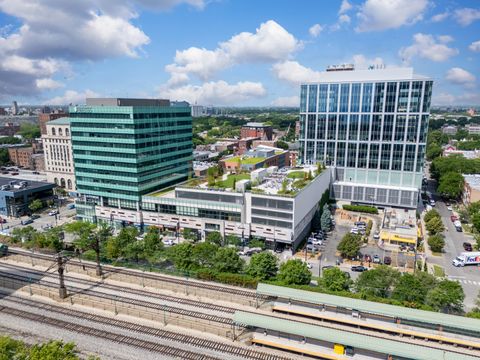 Tiny photo for 5201 S CORNELL Avenue #27D, Chicago, IL 60615 (MLS # 12503012)