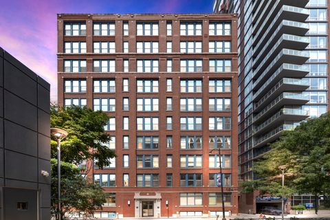 Tiny photo for 124 W Polk Street #100, Chicago, IL 60605 (MLS # 12348448)