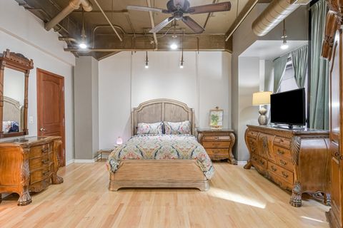 Tiny photo for 124 W Polk Street #100, Chicago, IL 60605 (MLS # 12348448)