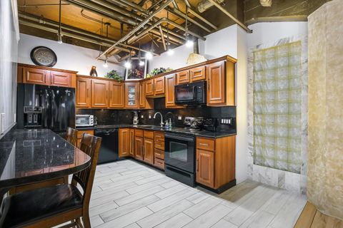 Tiny photo for 124 W Polk Street #100, Chicago, IL 60605 (MLS # 12348448)
