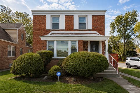 Photo of 8500 S Prairie Avenue, Chicago, IL 60619 (MLS # 12742369)