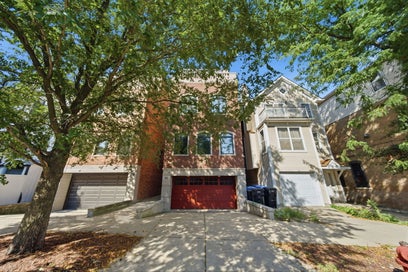 952 N Racine Avenue Chicago IL 60642