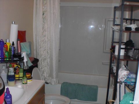 Tiny photo for 500 S WASHINGTON Street, Desoto, IL 62924 (MLS # EB459010)