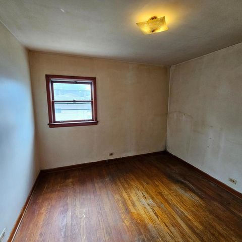 Tiny photo for 4804 S Lamon Avenue, Chicago, IL 60638 (MLS # 12523837)
