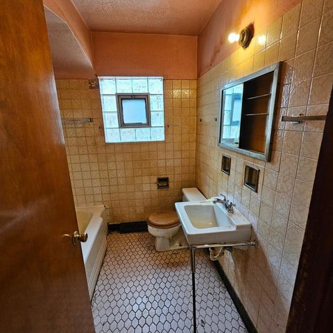 Tiny photo for 4804 S Lamon Avenue, Chicago, IL 60638 (MLS # 12523837)