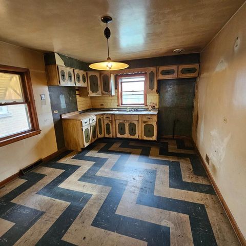 Tiny photo for 4804 S Lamon Avenue, Chicago, IL 60638 (MLS # 12523837)