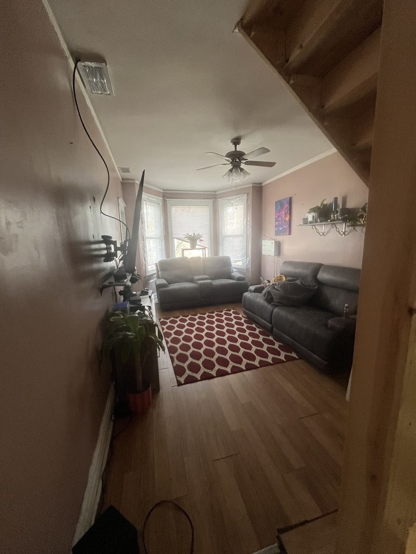 8220 S South Shore Dr Avenue