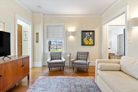 Tiny photo for 2608 N Lakeview Avenue #2D, Chicago, IL 60614 (MLS # 12629840)