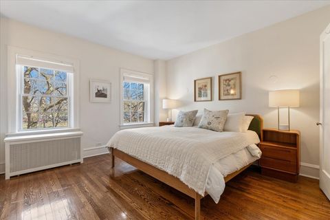 Tiny photo for 2608 N Lakeview Avenue #2D, Chicago, IL 60614 (MLS # 12629840)