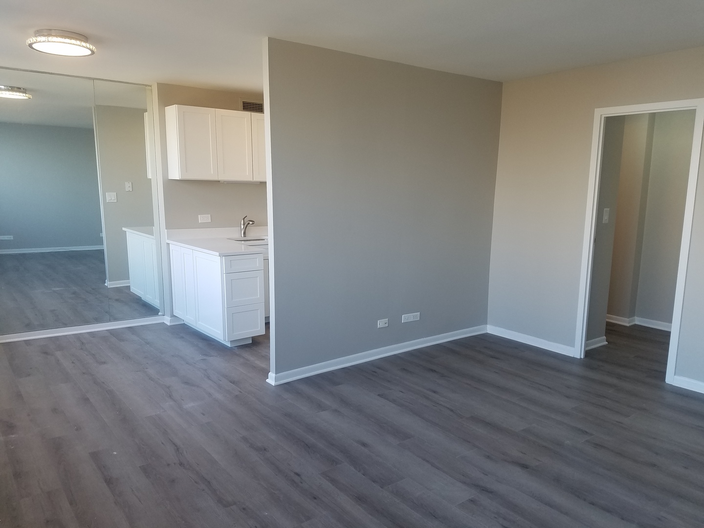 6171 N Sheridan Road 705