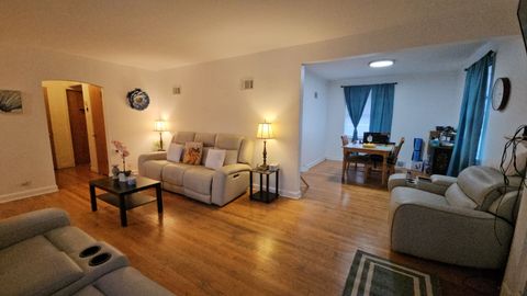 Tiny photo for 2237 Sunnyside Avenue, Westchester, IL 60154 (MLS # 12588601)