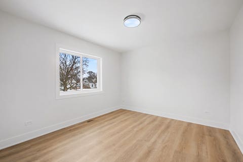 Tiny photo for 8245 43rd Place, Lyons, IL 60534 (MLS # 12721382)