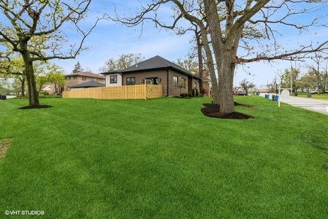 Tiny photo for 114 Oak Ridge Avenue, Hillside, IL 60162 (MLS # 12358844)