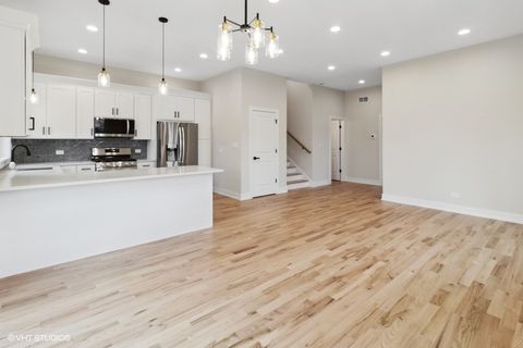 Tiny photo for 114 Oak Ridge Avenue, Hillside, IL 60162 (MLS # 12358844)