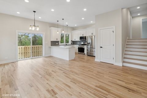 Tiny photo for 114 Oak Ridge Avenue, Hillside, IL 60162 (MLS # 12358844)