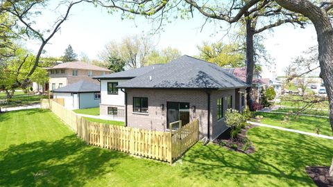 Tiny photo for 114 Oak Ridge Avenue, Hillside, IL 60162 (MLS # 12358844)