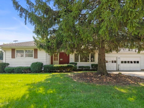 Photo of 640 North Avenue, Batavia, IL 60510 (MLS # 12742591)