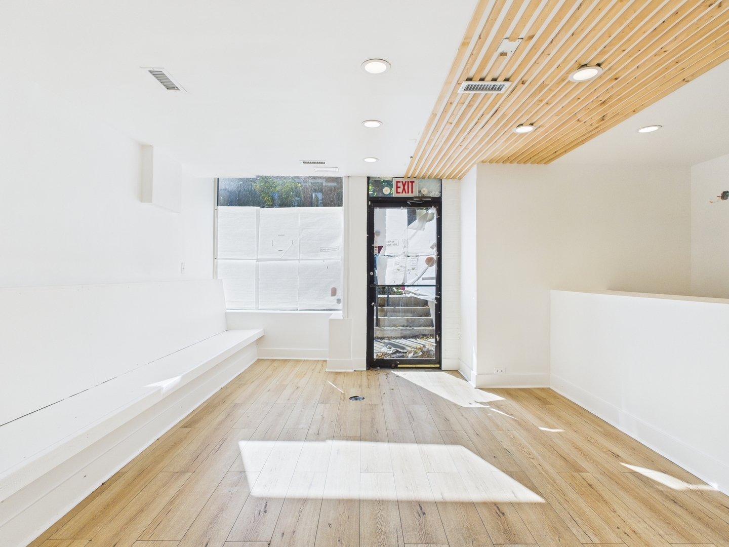 1512 W Taylor Street 1