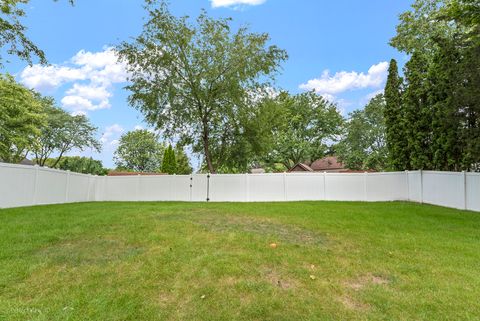 Tiny photo for 577 Plank Road, Naperville, IL 60563 (MLS # 12451694)