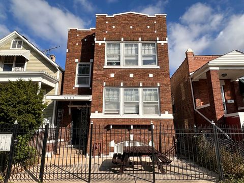 5207 S ARTESIAN Avenue Chicago IL 60632
