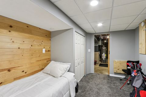 Tiny photo for 220 Larchwood Lane, North Aurora, IL 60542 (MLS # 12521177)