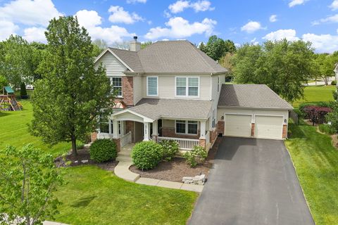 Photo of 2702 Oak Drive, West Dundee, IL 60118 (MLS # 12640839)