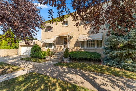 Tiny photo for 1700 N Natoma Avenue, Chicago, IL 60707 (MLS # 12488037)