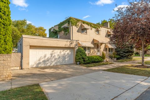 Photo of 1700 N Natoma Avenue, Chicago, IL 60707 (MLS # 12488037)