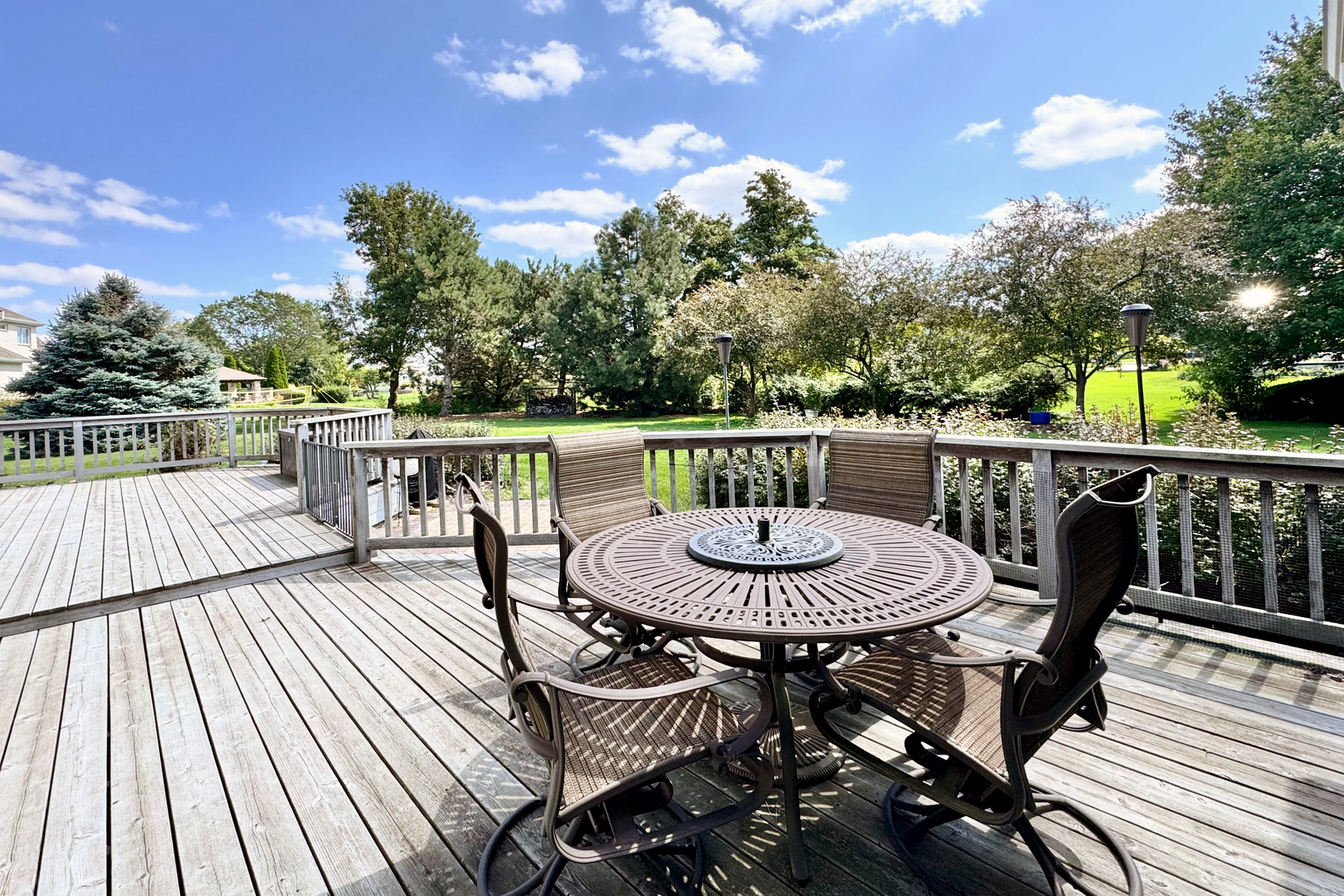 Naperville, Illinois 60564, United States, 4 Bedrooms Bedrooms, ,4 BathroomsBathrooms,Residential,Active,210224